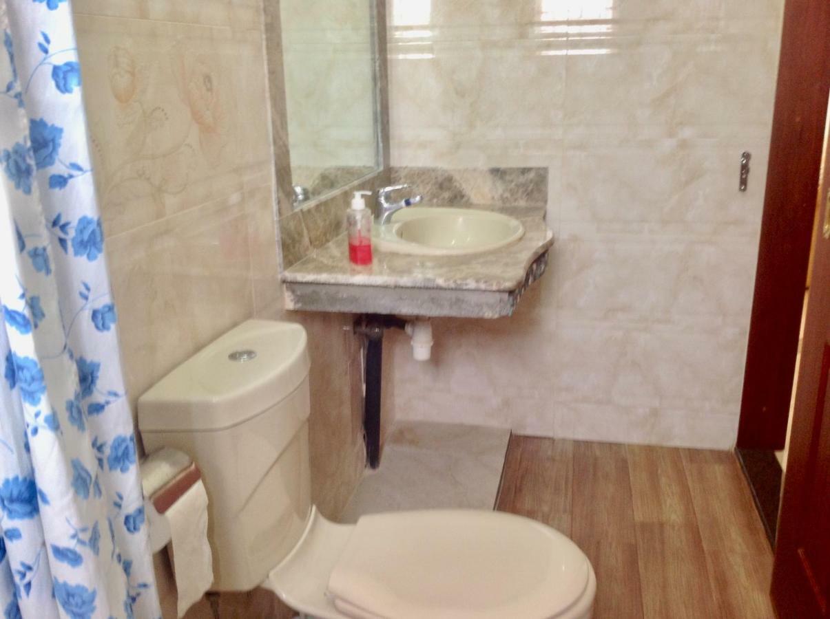 Cardamon Villa Is A 2 Bedroom With 1 Bathroom And Seperate Toilet Detached House With Ac And Swimming Pool , 5 Minutes Walk From Flic En Flac Public Beach 외부 사진