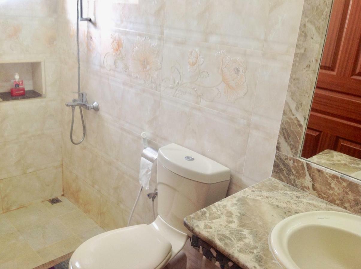 Cardamon Villa Is A 2 Bedroom With 1 Bathroom And Seperate Toilet Detached House With Ac And Swimming Pool , 5 Minutes Walk From Flic En Flac Public Beach 외부 사진